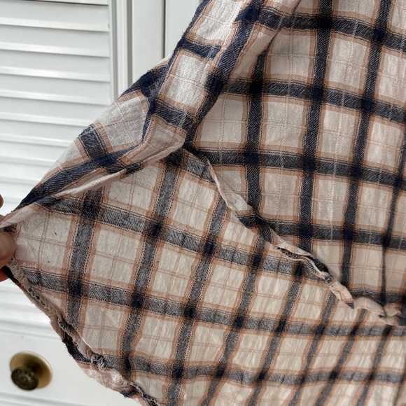 POL Oversized Button Down Shirt in Blue Tan and Cream with Crochet Lace Details - Picture 8 of 9